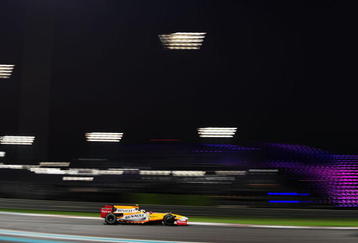 ABU DHABI, UNITED ARAB EMIRATES - NOVEMBER 01:  Romain Grosjean of France and Renault drives during the Abu Dhabi Formula One Grand Prix at the Yas Marina Circuit on November 1, 2009 in Abu Dhabi, United Arab Emirates.  (Photo by Clive Mason/Getty Images)