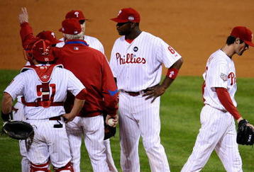 PHILADELPHIA - OCTOBER 31:  Starting pitcher Cole Hamels #35 of the Philadelphia Phillies walks off the field against the New York Yankees in Game Three of the 2009 MLB World Series at Citizens Bank Park on October 31, 2009 in Philadelphia, Pennsylvania.  (Photo by Jeff Zelevansky/Getty Images)