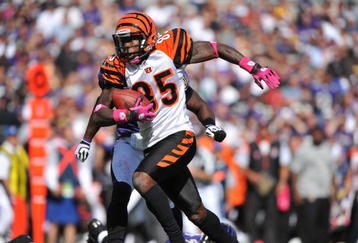 BALTIMORE - OCTOBER 11:  Chad Ochocinco #85 of the Cincinnati Bengals runs the ball after a catch against the Baltimore Ravens at M&T Bank Stadium on October 11, 2009 in Baltimore, Maryland. The Bengals defeated the Ravens 17-14. (Photo by Larry French/Getty Images)