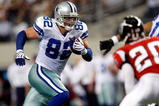 ARLINGTON, TX - OCTOBER 25:  Tight end Jason Witten #82 of the Dallas Cowboys runs the ball against the Atlanta Falcons at Cowboys Stadium on October 25, 2009 in Arlington, Texas.  (Photo by Ronald Martinez/Getty Images)