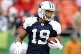 KANSAS CITY, MO - OCTOBER 11:  Miles Austin #19 of the Dallas Cowboys warms up prior to the NFL game against the Kansas City Chiefs at Arrowhead Stadiumin on October 11, 2009 Kansas City, Missouri. The Cowboys defeated the Chiefs 26-20 in overtime. (Photo by Jamie Squire/Getty Images)