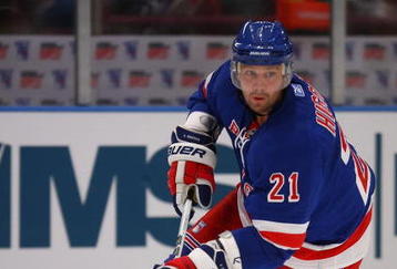 NEW YORK - SEPTEMBER 15:  Chris Higgins #21 skates in his first game as a member of the New York Rangers against the Boston Bruins at Madison Square Garden on September 15, 2009 in New York, New York.  (Photo by Bruce Bennett/Getty Images)