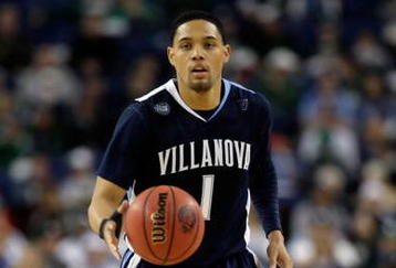 DETROIT - APRIL 04:  Scottie Reynolds #1 of the Villanova Wildcats moves the ball while taking on the North Carolina Tar Heels during the National Semifinal game of the NCAA Division I Men's Basketball Championship at Ford Field on April 4, 2009 in Detroit, Michigan.  (Photo by Andy Lyons/Getty Images)