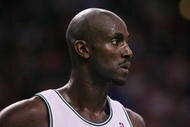 BOSTON - NOVEMBER 01: Kevin Garnett #5 of the Boston Celtics looks on in the second half against the New Orleans Hornets at the TD Garden on November 1, 2009 in Boston, Massachusetts. The Celtics defeated the Hornets 97-87. NOTE TO USER: User expressly acknowledges and agrees that, by downloading and or using this photograph, User is consenting to the terms and conditions of the Getty Images License Agreement. (Photo by Elsa/Getty Images)