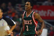 CHICAGO - NOVEMBER 03: Brandon Jennings #3 of the Milwaukee Bucks brings the ball upcourt against the Chicago Buslls at the United Center on November 3, 2009 in Chicago, Illinois. (Photo by Jonathan Daniel/Getty Images)