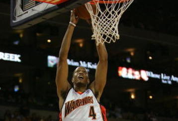 OAKLAND, CA - OCTOBER 28:  Anthony Randolph #4 of the Golden State Warriors shoots the ball during their game against the Houston Rockets at Oracle Arena on October 28, 2009 in Oakland, California.  (Photo by Ezra Shaw/Getty Images)
