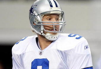 ARLINGTON, TX - NOVEMBER 01:  Quarterback Tony Romo #9 of the Dallas Cowboys at Cowboys Stadium on November 1, 2009 in Arlington, Texas.  (Photo by Ronald Martinez/Getty Images)