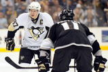 LOS ANGELES, CA - NOVEMBER 05:  Sidney Crosby #87 of the Pittsburgh Penguins faces off against Anze Kopitar #11 of the Los Angeles Kings during the third period at the Staples Center on November 5, 2009 in Los Angeles, California.  (Photo by Harry How/Getty Images)