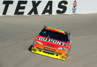 FORT WORTH, TX - NOVEMBER 07:  Jeff Gordon drives the #24 DuPont Chevrolet during practice for the NASCAR Sprint Cup Series Dickies 500 at Texas Motor Speedway on November 7, 2009 in Fort Worth, Texas.  (Photo by Robert Laberge/Getty Images for NASCAR)