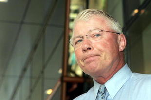 NEW YORK - APRIL 20: General Manager Bob Clarke of the Philadelphia Flyers speaks with media  members during the lunch break at the National Hockey League Board of Governors meeting at the Westin New York Hotel on April 20, 2005 in New York City.(Photo by Bruce Bennett/Getty Images)