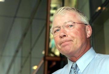 NEW YORK - APRIL 20: General Manager Bob Clarke of the Philadelphia Flyers speaks with media  members during the lunch break at the National Hockey League Board of Governors meeting at the Westin New York Hotel on April 20, 2005 in New York City.(Photo by Bruce Bennett/Getty Images)