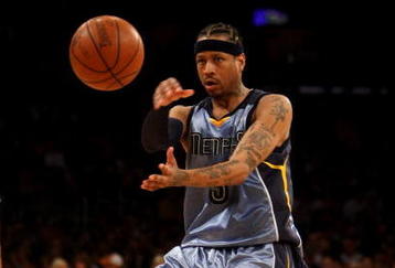 LOS ANGELES, CA - NOVEMBER 06:  Allen Iverson #3 of the Memphis Grizzlies throws a pass against the Los Angeles Lakers on November 6, 2009 at Staples Center in Los Angeles, California. The Lakers won 114-98.  NOTE TO USER: User expressly acknowledges and agrees that, by downloading and/or using this Photograph, user is consenting to the terms and conditions of the Getty Images License Agreement.  (Photo by Stephen Dunn/Getty Images)