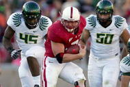 PALO ALTO, CA - NOVEMBER 07:  Toby Gerhart #7 of the Stanford Cardinal runs with the ball during their game against the Oregon Ducks at Stanford Stadium on November 7, 2009 in Palo Alto, California.  (Photo by Ezra Shaw/Getty Images)