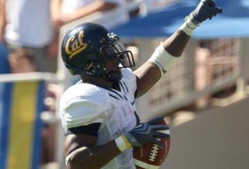 PASADENA, CA - OCTOBER 17:  Running back Jahvid Best #4 of the California Golden Bears celebrates as he scores on a 51 yard touchdown reception against  the UCLA Bruins  on October 17, 2009 at the Rose Bowl in Pasadena, California.  (Photo by Stephen Dunn/Getty Images)