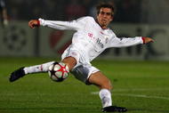 BORDEAUX, FRANCE - OCTOBER 21: Philipp Lahm of FC Bayern Muenchen in action during the UEFA Champions League Group A match between Bordeaux and FC Bayern Muenchen at the Stade Chaban-Delmas on October 21, 2009 in Bordeaux, France. (Photo by Clive Rose/Getty Images)