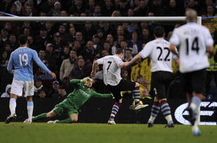 MANCHESTER, UNITED KINGDOM - NOVEMBER 7:  Kevin McDonald of Burnley scores his goal during the Barclays Premier League match between Manchester City and Burnley at City of Manchester Stadium on November 7, 2009 in Manchester, England. (Photo by Michael Regan/Getty Images)