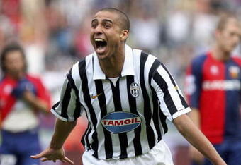 TURIN, ITALY - APRIL 21: David Trezeguet celebrates his goal during the match between Juventus and Genoa on April 21, 2007 in Turin, Italy. (Photo by New Press/Getty Images) 