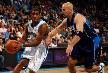 NEW ORLEANS - NOVEMBER 04:  Chris Paul #3 of the New Orleans Hornets drives the ball around Jason Kidd #2 of the Dallas Mavericks at New Orleans Arena on November 4, 2009 in New Orleans, Louisiana.  NOTE TO USER: User expressly acknowledges and agrees that, by downloading and or using this photograph, User is consenting to the terms and conditions of the Getty Images License Agreement.  (Photo by Chris Graythen/Getty Images)