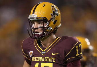 TEMPE, AZ - NOVEMBER 07:  Quarterback Brock Osweiler #17 of the Arizona State Sun Devils walks off the field after a turnover against the USC Trojans during the college football game at Sun Devil Stadium on November 7, 2009 in Tempe, Arizona.  The Trojans defeated the Devils 14-9. (Photo by Christian Petersen/Getty Images)