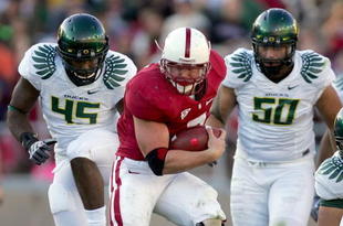 PALO ALTO, CA - NOVEMBER 07:  Toby Gerhart #7 of the Stanford Cardinal runs with the ball during their game against the Oregon Ducks at Stanford Stadium on November 7, 2009 in Palo Alto, California.  (Photo by Ezra Shaw/Getty Images)