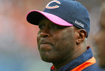 CHICAGO - OCTOBER 04: Head coach Lovie Smith of the Chicago Bears watches as his team takes on the Detroit Lions on October 4, 2009 at Soldier Field in Chicago, Illinois. The Bears defeated the Lions 48-24. (Photo by Jonathan Daniel/Getty Images)
