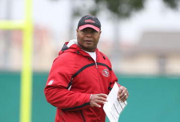 SANTA CLARA, CA - MAY 01:  Head coach Mike Singletary of the San Francisco 49ers looks on during the 49ers Minicamp at their training facilities on May 1, 2009 in Santa Clara, California.  (Photo by Jed Jacobsohn/Getty Images)