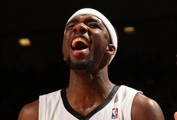 SACRAMENTO, CA - DECEMBER 09:  Donte Greene #20 of the Sacramento Kings celebrates against the Los Angeles Lakers during an NBA game on December 9, 2008 at ARCO Arena in Sacramento, California. NOTE TO USER: User expressly acknowledges and agrees that, by downloading and/or using this Photograph, user is consenting to the terms and conditions of the Getty Images License Agreement.  (Photo by Jed Jacobsohn/Getty Images)