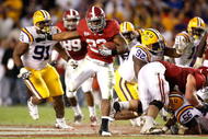TUSCALOOSA, AL - NOVEMBER 07: Mark Ingram #22 of the Alabama Crimson Tide rushes upfield against the Louisiana State University Tigers at Bryant-Denny Stadium on November 7, 2009 in Tuscaloosa, Alabama. (Photo by Kevin C. Cox/Getty Images)