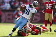 SAN FRANCISCO - NOVEMBER 08: Chris Johnson #28 of the Tennessee Titans runs with the ball against the San Francisco 49ers at Candlestick Park on November 8, 2009 in San Francisco, California. (Photo by Ezra Shaw/Getty Images)