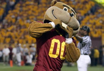 MINNEAPOLIS, MN - SEPTEMBER 08: Mascot Goldy Gopher of the Minnesota Golden cheers during the game against the Miami of Ohio Redhawks as Minnesota defeated Miami of Ohio 41-35 in triple overtime at the Metrodome on September 8, 2007 in Minneapolis, Minnesota. (Photo by Doug Pensinger/Getty Images)