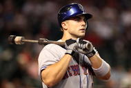 PHOENIX - AUGUST 10: David Wright #5 of the New York Mets warms up on deck during the major league baseball game against the Arizona Diamondbacks at Chase Field on August 10, 2009 in Phoenix, Arizona. (Photo by Christian Petersen/Getty Images)