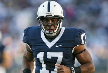 STATE COLLEGE, PA - NOVEMBER 7: Quarterback Daryll Clark #17 of the Penn State Nittany Lions warms-up before a game against the Ohio State Buckeyes on November 7, 2009 at Beaver Stadium in State College, Pennsylvania. Ohio State won 24-7. (Photo by Hunter Martin/Getty Images)