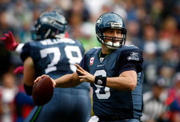 SEATTLE , WA - OCTOBER 18:  Quarterback Matt Hasselbeck #8 of the Seattle Seahawks throws a pass against the Arizona Cardinals at Qwest Field on October 18, 2009 in Seattle, Washington.  (Photo by Jonathan Ferrey/Getty Images)