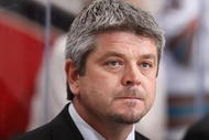 GLENDALE, AZ - SEPTEMBER 26: Head coach Todd McLellan of the San Jose Sharks during the preseason NHL game against the Phoenix Coyotes at Jobing.com Arena on September 26, 2009 in Glendale, Arizona. The Coyotes defeated the Sharks 2-0. (Photo by Christian Petersen/Getty Images)
