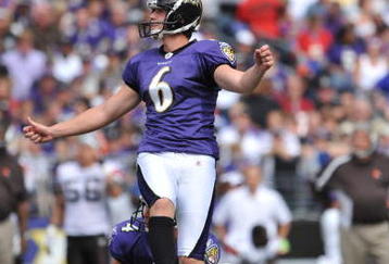 BALTIMORE - SEPTEMBER 27:  Steve Hauschka #6 of the Baltimore Ravens kicks an extra point against the Cleveland Browns at M&T Bank Stadium on September 27, 2009 in Baltimore, Maryland. The Ravens defeated the Browns 34-3. (Photo by Larry French/Getty Images)
