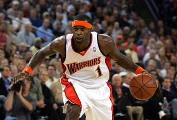 OAKLAND, CA - OCTOBER 28:  Stephen Jackson #1 of the Golden State Warriors dribbles the ball during their game against the Houston Rockets at Oracle Arena on October 28, 2009 in Oakland, California.  (Photo by Ezra Shaw/Getty Images)