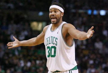 BOSTON - NOVEMBER 01:  Rasheed Wallace #30 of the Boston Celtics reacts after there is not a call against the New Orleans Hornets at the TD Garden on November 1, 2009 in Boston, Massachusetts.  NOTE TO USER: User expressly acknowledges and agrees that, by downloading and or using this photograph, User is consenting to the terms and conditions of the Getty Images License Agreement.  (Photo by Elsa/Getty Images)