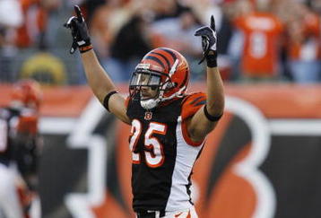 CINCINNATI - NOVEMBER 8: Morgan Trent #25 of the Cincinnati Bengals celebrates at midfield defeating the Baltimore Ravens 17-7 at Paul Brown Stadium on November 8, 2009 in Cincinnati, Ohio.  (Photo by John Sommers II/Getty Images)
