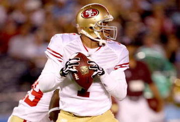 SAN DIEGO - SEPTEMBER 04:  Quarterback Nate Davis #7 of the San Francisco 49ers throws a pass against the San Diego Chargers on September 4, 2009 at Qualcomm Stadium in San Diego, California. The Chargers won 26-7. (Photo by Stephen Dunn/Getty Images)