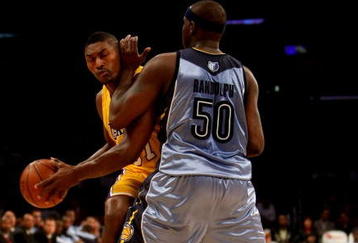 LOS ANGELES - NOVEMBER 6:  Ron Artest #37 of the Los Angeles Lakers runs into Zach Randolph #50 of the Memphis Grizzlies on November 6, 2009 at Staples Center in Los Angeles, California.  NOTE TO USER: User expressly acknowledges and agrees that, by downloading and/or using this Photograph, user is consenting to the terms and conditions of the Getty Images License Agreement. (Photo by Stephen Dunn/Getty Images)