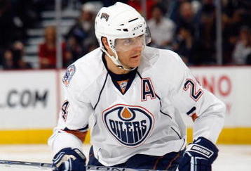 OTTAWA - MARCH 5:  Steve Staios #24 of the Edmonton Oilers skates during the game against the Ottawa Senators on March 5, 2009 at Scotiabank Place in Ottawa, Ontario, Canada. (Photo by Phillip MacCallum/Getty Images)