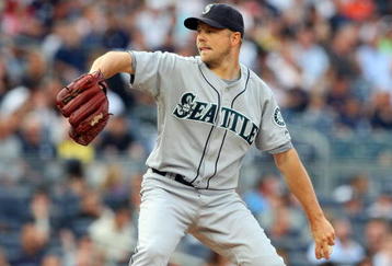 NEW YORK - JULY 01:  Jarrod Washburn #56 of the Seattle Mariners pitches against the New York Yankees on July 1, 2009 at Yankee Stadium in the Bronx borough of New York City.  (Photo by Jim McIsaac/Getty Images)