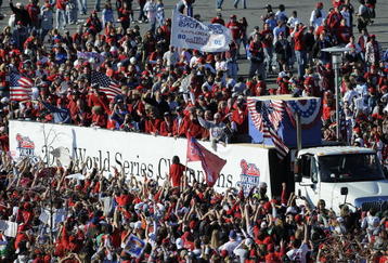 PHILADELPHIA, PA - OCTOBER 31: The Philadelphia Philies arrive at a victory rally at Citizens Bank Park October 31, 2008 in Philadelphia, Pennsylvania. The Phillies defeated the Tampa Bay Rays to win their first World Series in 28 years. (Photo by Jeff Fusco/Getty Images)