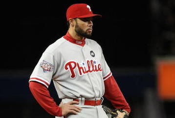 NEW YORK - NOVEMBER 04:  Pedro Feliz #7 of  the Philadelphia Phillies looks on against the New York Yankees in Game Six of the 2009 MLB World Series at Yankee Stadium on November 4, 2009 in the Bronx borough of New York City. The Yankees won 7-3 to win the series 4 games to 2. (Photo by Nick Laham/Getty Images)