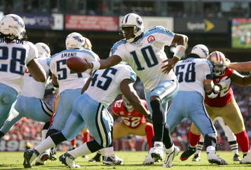 SAN FRANCISCO - NOVEMBER 08:  Vince Young #10 of the Tennessee Titans hands off the ball during their game against the San Francisco 49ers at Candlestick Park on November 8, 2009 in San Francisco, California.  (Photo by Ezra Shaw/Getty Images)