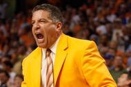 TAMPA, FL - MARCH 15:  Head coach Bruce Pearl of the Tennessee Volunteers argues a call with the referees during the game against the Mississippi State Bulldogs during the Championship game of the SEC Men's Basketball Tournament on March 15, 2009 at The St. Pete Times Forum in Tampa, Florida.   The Bulldogs defeated the Volunteers 64-61.  (Photo by Chris Graythen/Getty Images)