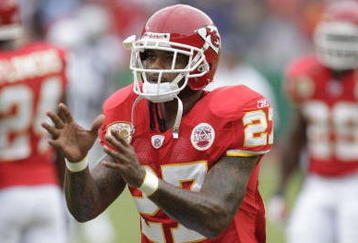 KANSAS CITY, MO - SEPTEMBER 20:  Larry Johnson #27 of the Kansas City Chiefs warms up before the game against the Oakland Raiders at Arrowhead Stadium on September 20, 2009 in Kansas City, Missouri. (Photo by Jamie Squire/Getty Images)