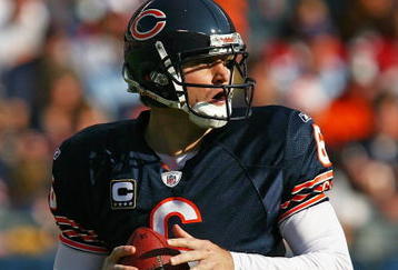 CHICAGO - NOVEMBER 08: Jay Cutler #6 of the Chicago Bears looks for a receiver against the Arizona Cardinals at Soldier Field on November 8, 2009 in Chicago, Illinois. The Cardinals defeated the Bears 41-21. (Photo by Jonathan Daniel/Getty Images)