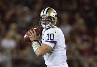 PALO ALTO, CA - SEPTEMBER 26:  Quarterback Jake Locker #10 of the Washington Huskies in action against the Stanford Cardinal at Stanford Stadium on September 26, 2009 in Palo Alto, California.  (Photo by Jed Jacobsohn/Getty Images)