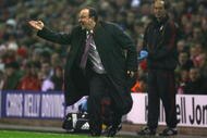LIVERPOOL, ENGLAND - NOVEMBER 09:  Liverpool Manager Rafael Benitez shouts instructions during the Barclays Premier League match between Liverpool and Birmingham City at Anfield on November 9, 2009 in Liverpool, England.  (Photo by Alex Livesey/Getty Images)